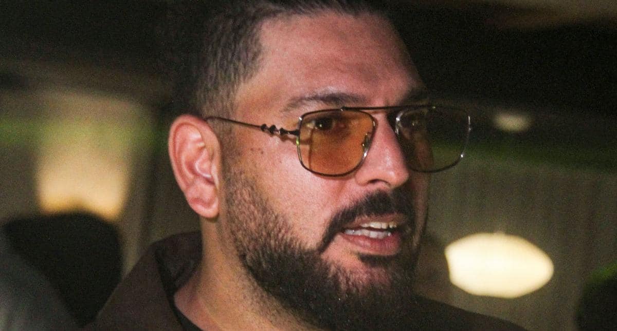 MS Dhoni Cleared Of Claims He Dropped Yuvraj Singh
