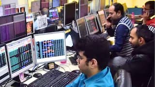 Stock Market Crash :  শেয়ার বাজারে হাহাকার ! ১৩৫০ পয়েন্ট পড়ল সেনসেক্স, এক দিনেই উধাও ৯ লক্ষ কোটি টাকা