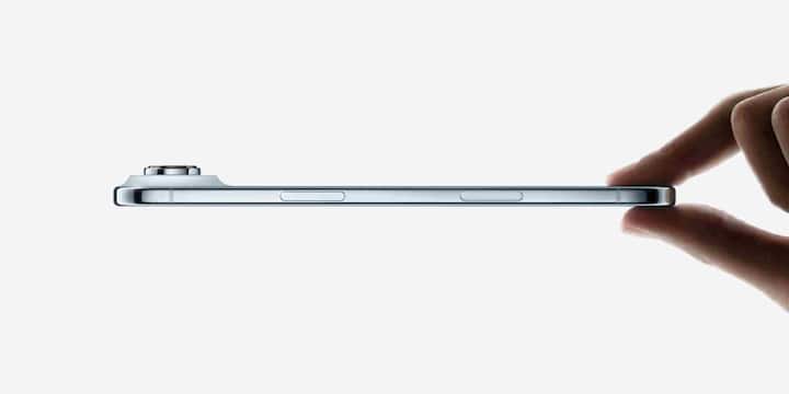 अभी इस iPhone का 256GB स्टोरेज वेरिएंट Amazon पर लगभग 93,499 रुपये में उपलब्ध है. इसके साथ मिलने वाले कूपन ऑफर से करीब 4,000 रुपये तक की अतिरिक्त छूट मिल जाती है. इसके अलावा अगर ग्राहक HDFC Bank के क्रेडिट कार्ड से भुगतान करते हैं तो उन्हें 10 प्रतिशत तक का इंस्टेंट डिस्काउंट भी मिल सकता है जिसकी अधिकतम सीमा करीब 1,000 रुपये है.