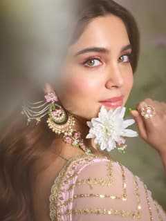 Sharvari Wagh Photo: પિંક લહેંગામાં ગોર્જિયસ લાગી શર્વરી વાઘ, અભિનેત્રીની સુંદર તસવીરો થઈ વાયરલ