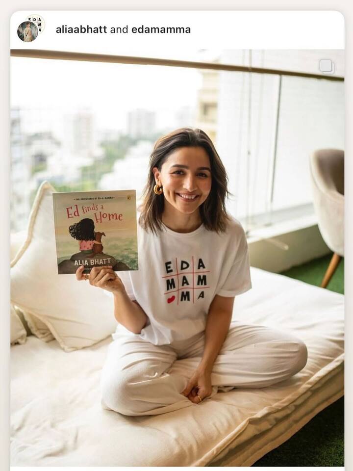 आगे सोनी ने लिखा, 'तुम अपने जोश और बिहेवियर से हमें और उन सभी लोगों को प्रेरित करती रहो, जिनकी जिंदगी को तुम छूती हो और तुम्हारा अपना परिवार, तुम्हारे अपने लोग हमेशा ऐसे ही बढ़ते रहें. तुमसे चांद, सितारों और उससे भी आगे तक प्यार है.'