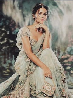 आलिया भट्ट के जन्मदिन पर मां सोनी राजदान ने किया इमोशनल पोस्ट, लिखा- 'तुम प्यार से भरी हुई हो'