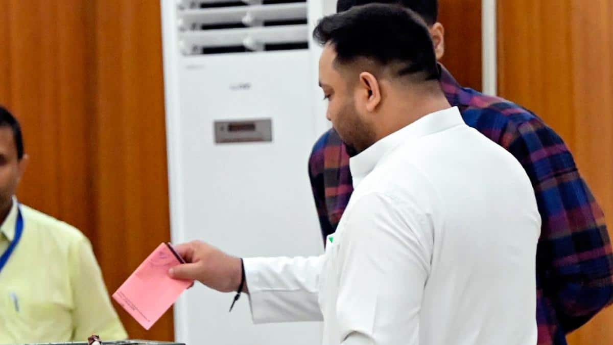 राज्यसभा चुनाव: विधायकों के 'गायब' रहने पर तेजस्वी यादव की पहली प्रतिक्रिया, 'अभी तक…'