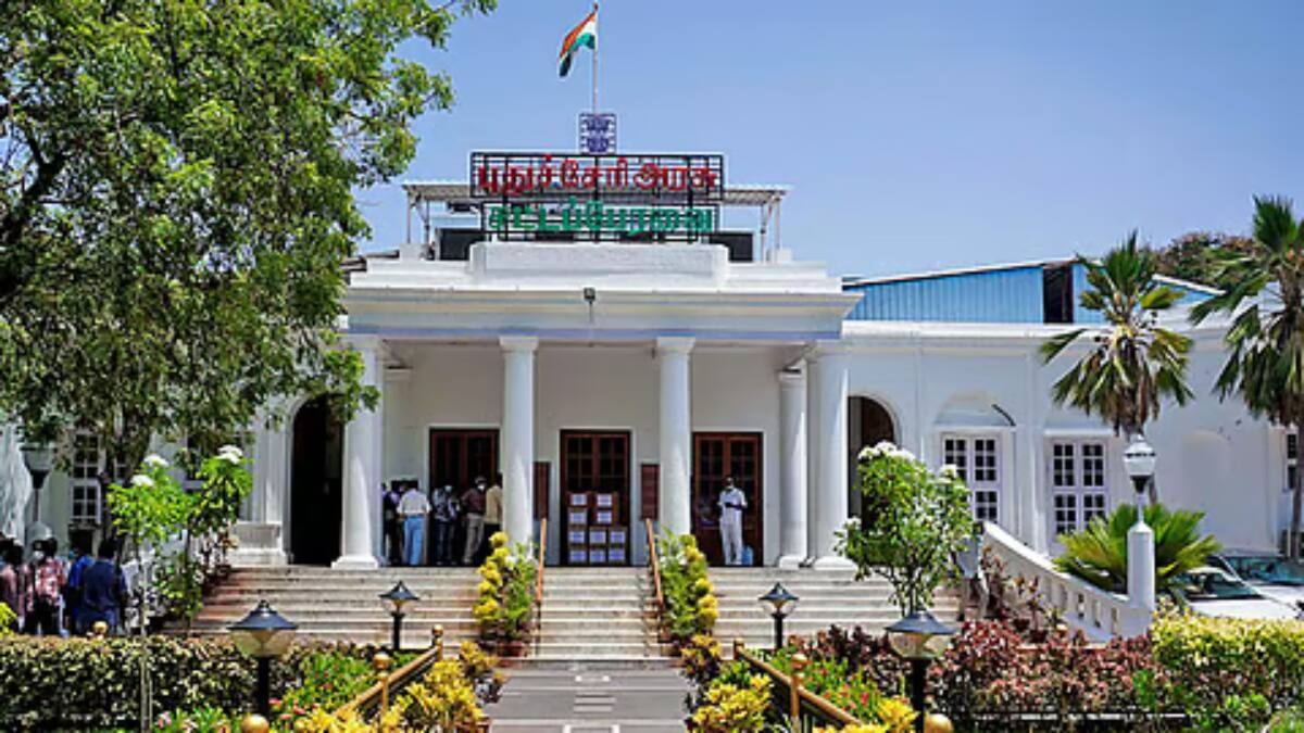 Puducherry Election: 21ம் நூற்றாண்டில் எட்டாக்கனியாக முதலமைச்சர் பதவி! பாண்டிச்சேரியில் திமுக பரிதாபம்!