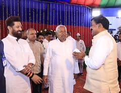 चिराग पासवान की इफ्तार पार्टी में पहुंचे CM नीतीश कुमार, राज्यसभा चुनाव को लेकर RJD पर कसा तंज