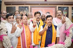 राज्यसभा चुनाव रिजल्ट: NDA प्रत्याशियों की जीत से BJP बमबम, नितिन नवीन को खिलाया गया लड्डू | तस्वीरें