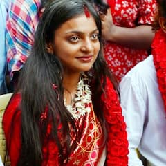 'दीदी.. दीदी... म्हणत प्रेमाच्या जाळ्यात ओढलं'; मोनालिसाच्या काकांचा मोठा दावा, फरमानबाबत सगळं सांगितलं