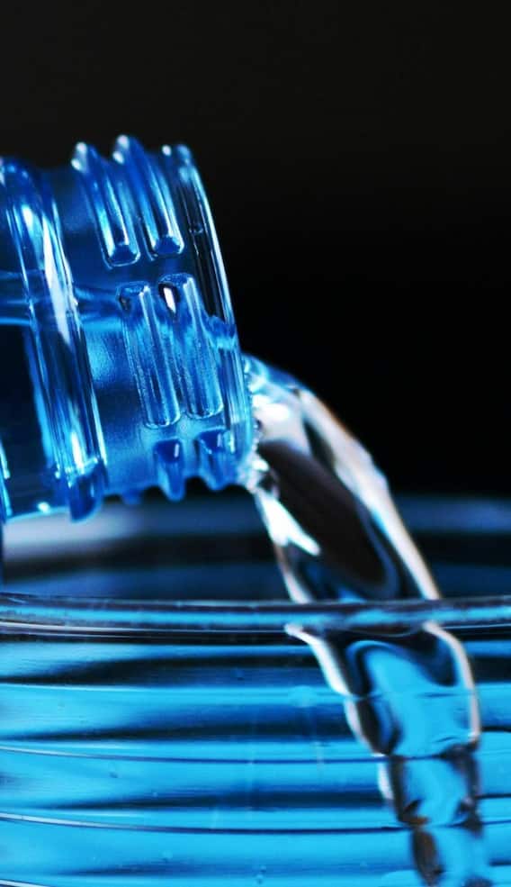 पाण्याची बाटली किती दिवसांनी बदलावी?