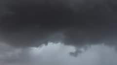 Weather Update:   আজ রাজ্যজুড়ে বৃষ্টির পূর্বাভাস ! প্রায় ৭০ কিমি বেগে বইতে পারে ঝড়, কালবৈশাখীর মতো পরিস্থিতি হতে পারে দক্ষিণবঙ্গের এই জেলাগুলিতে