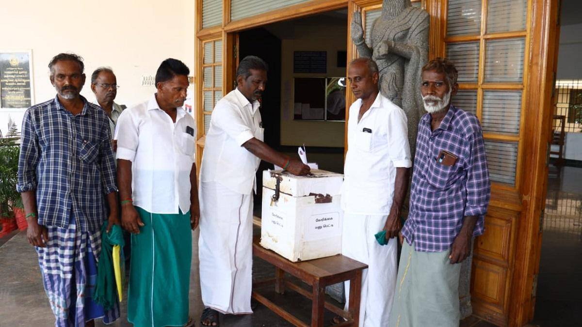 பதனீர் இறக்க அனுமதி...வாழ்வாதாரம் காக்கப்பட்டதால் தொழிலாளர்கள் மகிழ்ச்சி