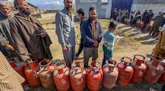 lpg gas cylinder: શું તમારો ગેસ સિલિન્ડર એક્સપાયર તો નથી થઈ ગયો ને ?  આ રીતે કરી શકશો ચેક