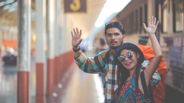 वहीं, युद्ध के हालातों का सामना कर रहे इजरायल ने टॉप-10 में अपनी जगह बनाई है और वह 8वें नंबर पर काबिज है. ईरान भी 97वें पायदान के साथ भारत से बेहतर स्थिति में है. यह आंकड़े बताते हैं कि खुशहाली मापने के पैमाने जैसे सामाजिक सहयोग और व्यक्तिगत स्वतंत्रता, केवल जीडीपी के आंकड़ों पर निर्भर नहीं करते हैं.