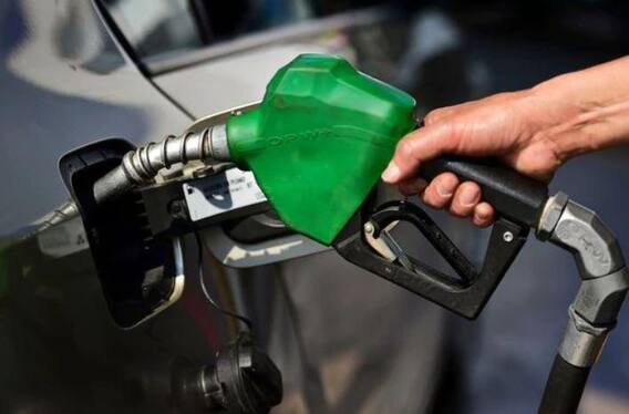 Petrol Price Hike: ભારતમાં પેટ્રોલની કિંમતમાં થયો વધારો, જાણો તમારા શહેરમાં Petrol ની નવી કિંમત?