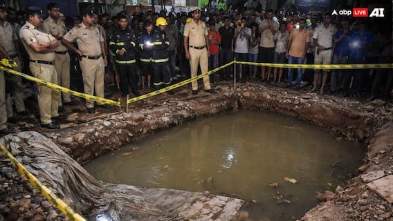 Mumbai News: मलाड वेस्ट में दर्दनाक हादसा! गेंद निकालने गए 8 साल के बच्चे की गड्ढे में डूब कर मौत Mumbai News: मलाड वेस्ट में दर्दनाक हादसा! गेंद निकालने गए 8 साल के बच्चे की गड्ढे में डूब कर मौत