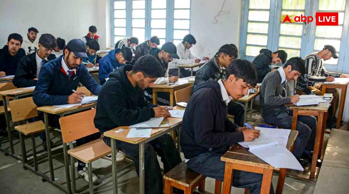 बिहार बोर्ड के रिजल्ट से पहले बड़ा ऐलान, टॉपर्स को मिलेंगे 2 लाख; स्कॉलरशिप में भी बंपर इजाफा