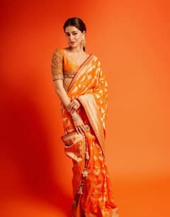 चैत्र नवरात्रि के चौथे दिन पहने ऑरेंज कलर, इन बॉलीवुड हसीनाओं के साड़ी लुक से ले इंस्पिरेशन