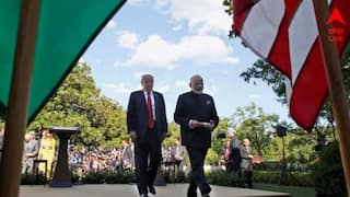 US-Iran War: ইরানে হামলা চালাতে ভারতে ঘাঁটি গড়তে চায় আমেরিকা? দিল্লিকে বিশেষ অনুরোধ? বিদেশমন্ত্রক জানাল…