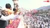 Rajasthan News: जयपुर में ईद पर हिंदू-मुस्लिम एकता की मिसाल, नमाजियों पर बरसाए फूल, दिया भाईचारे का संदेश
