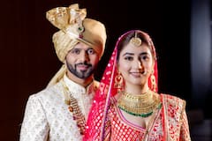 प्रसिद्ध गायिकाची अलिशान खरेदी, मुंबईत घेतलं कोट्यवधींचं घर; अभिनेत्री पत्नी अन् लेकीसह गृहप्रवेश, PHOTOs