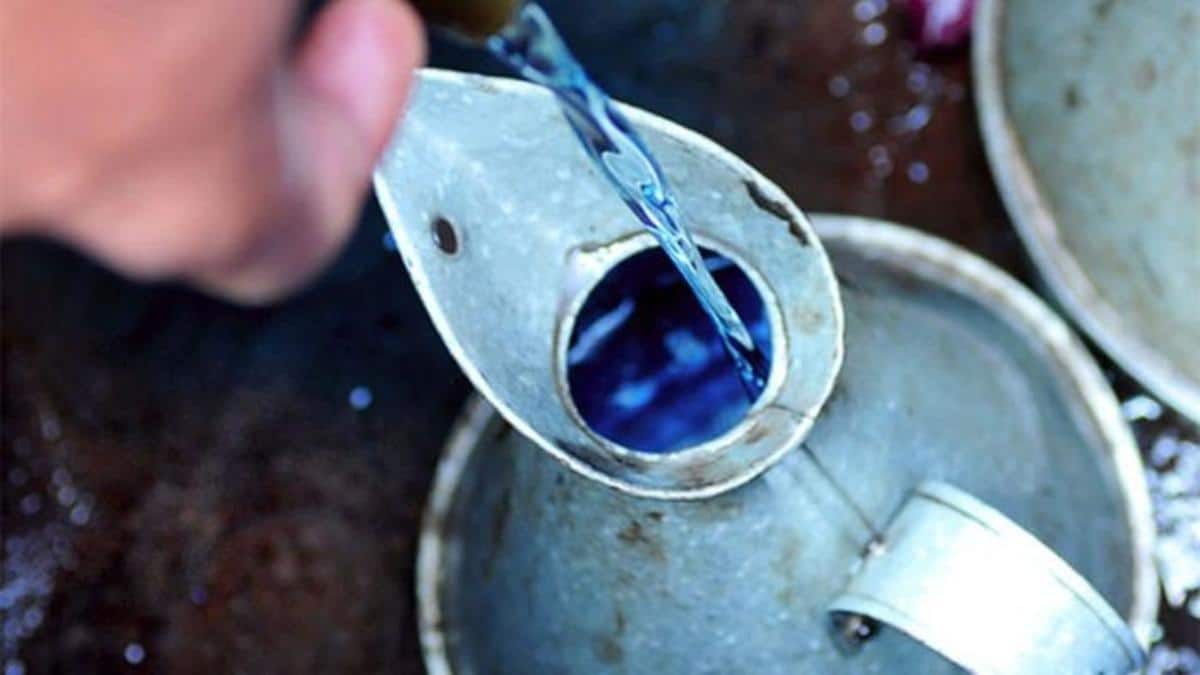 AP Ration Shops: ఏపీలో రేషన్ షాపుల్లో మళ్లీ కిరోసిన్ పంపిణీ.. గ్యాస్ కొరతతో ప్రభుత్వం నిర్ణయం