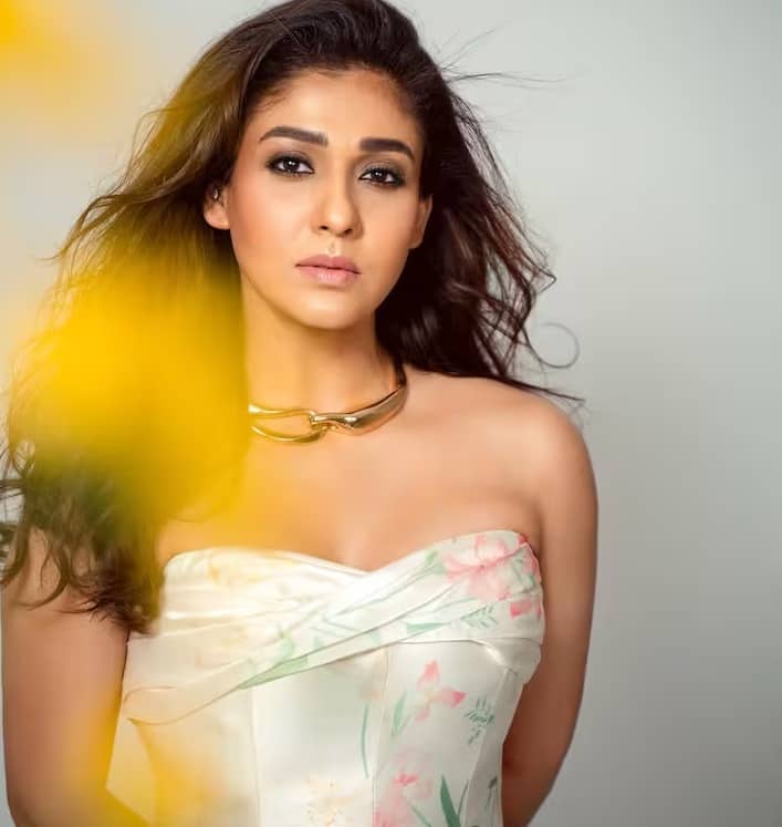 આજે દક્ષિણ ભારતીય ફિલ્મ ઉદ્યોગમાં ઘણી અભિનેત્રીઓ તેમની મહેનત અને મજબૂત અભિનયને કારણે ટોચ પર રહી છે. તેમની ફિલ્મોને દર્શકો તરફથી અભૂતપૂર્વ પ્રેમ મળે છે. નયનતારા, સમંથા રૂથ પ્રભુ અને અનુષ્કા શેટ્ટી જેવી અભિનેત્રીઓ માત્ર ફિલ્મો દ્વારા જ નહીં પરંતુ બ્રાન્ડ એન્ડોર્સમેન્ટ અને સ્માર્ટ રોકાણો દ્વારા પણ નોંધપાત્ર આવક મેળવી રહી છે.