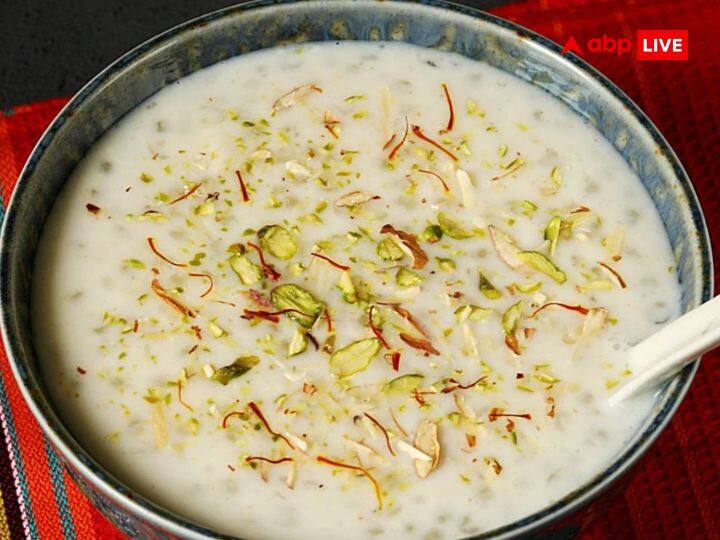 खीर- देवी लक्ष्मी को दूध, केसर आदि से बने खीर का भोग भी बहुत प्रिय है. इसलिए आज लक्ष्मी पंचमी के शुभ दिन पर आप मां लक्ष्मी को खीर का भोग जरूर लगाएं.