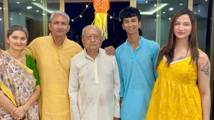 हालांकि हर ट्रांसजेंडर व्यक्ति यह सर्जरी नहीं करवाता है. कई लोग दूसरे तरीकों जैसे हार्मोन थेरेपी या काउंसलिंग के जरिए भी ट्रांजिशन करते हैं.