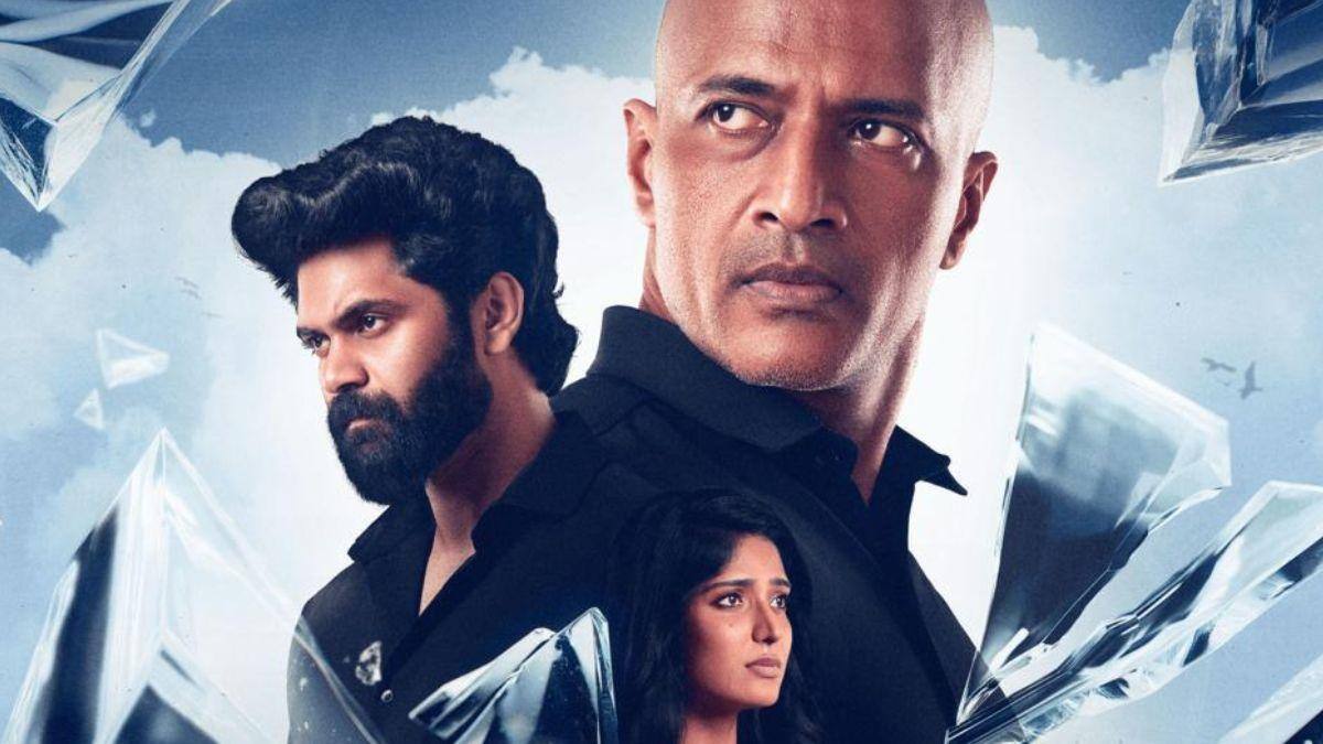 இயக்குநர் கார்த்திக் சுப்புராஜ் வெளியிட்ட ‘கேம் பிளே’ பட ஃபர்ஸ்ட் லுக் !