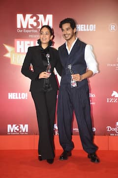 ईशान खट्टर ने भाभी मीरा कपूर संग रेड कार्पेट पर दिए जमकर पोज, अर्जुन रामपाल ने गर्लफ्रेंड संग लूटी लाइमलाइट