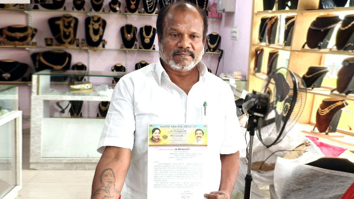 சி.வி.சண்முகம் மீது அடுக்கடுக்கான புகார்கள் - நகர செயலாளர் பசுபதி ராஜினாமா!