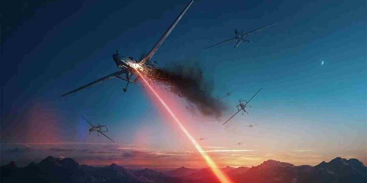 इसके अलावा Mk-II(A) लेजर सिस्टम खासतौर पर छोटे ड्रोन और झुंड में आने वाले हमलों को रोकने के लिए बनाया गया है. हाल ही में इसके सफल परीक्षण में इसने कई ड्रोन को ट्रैक कर उन्हें निष्क्रिय करने की क्षमता दिखाई. इससे साफ है कि भारत अब आधुनिक युद्ध तकनीक में तेजी से आगे बढ़ रहा है.