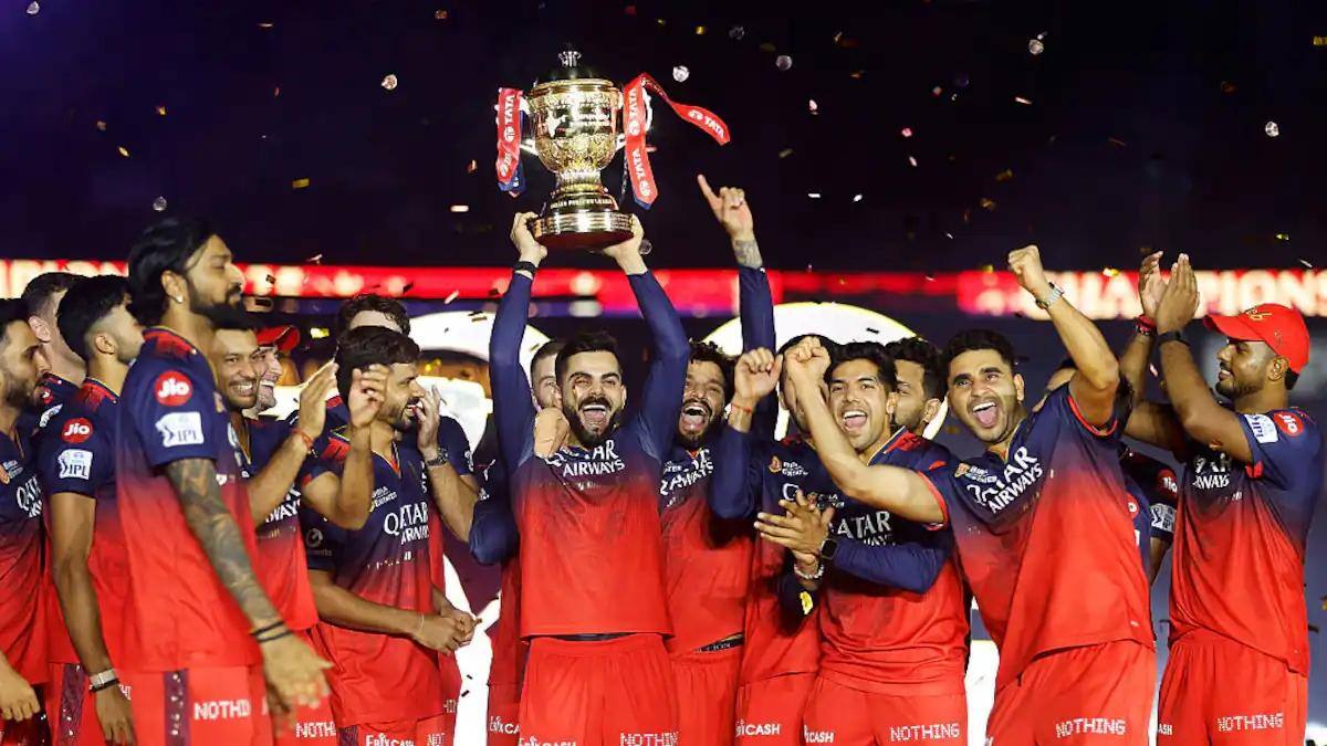 RCB: சாம்பியன் ஆர்சிபி! 18 ஆண்டுகளின் வெற்றி, தோல்வி வரலாறு! இதுவரை எத்தனை கேப்டன்கள்?