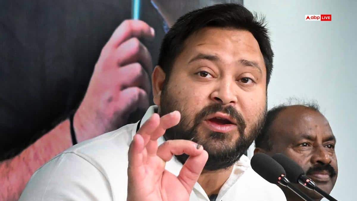 'जबरन थोपी जा रही RSS की विचारधारा', मॉडल स्कूलों के भगवा रंग में रंगने के फैसले पर RJD