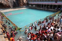 Tirupati: కపిలతీర్థంలో కోదండరాముడి చక్రస్నానం , పుణ్యస్నానాలు ఆచరించిన భక్తులు!