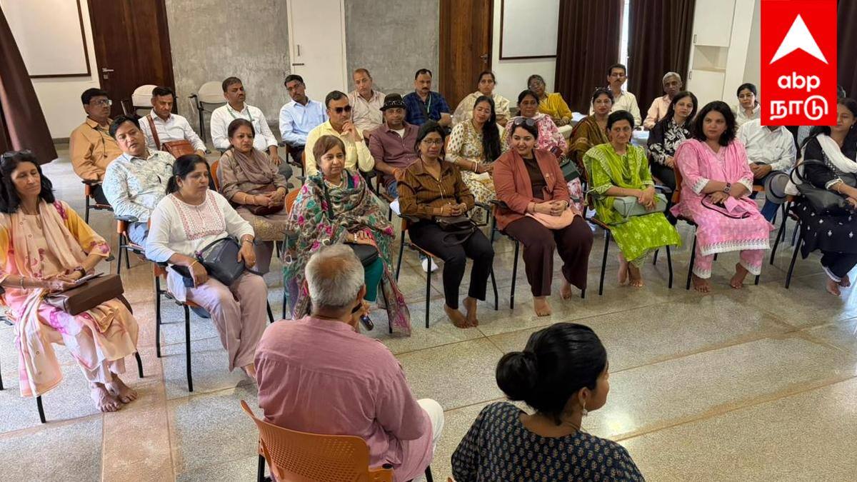 Auroville : நிர்வாகத்தில் 'ஆன்மீக' மேஜிக்: பிரதமர் அலுவலக அதிகாரிகள் ஆரோவில்லில் குவிந்தது ஏன்?