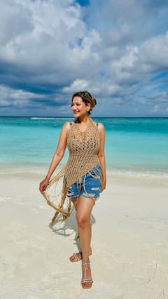 Madalsa Sharma Photo: ઈન્ડોનેશિયામાં કૂલ અંદાજમાં જોવા મળી મદાલસા શર્મા, અભિનેત્રી આપ્યા બોલ્ડ પોઝ