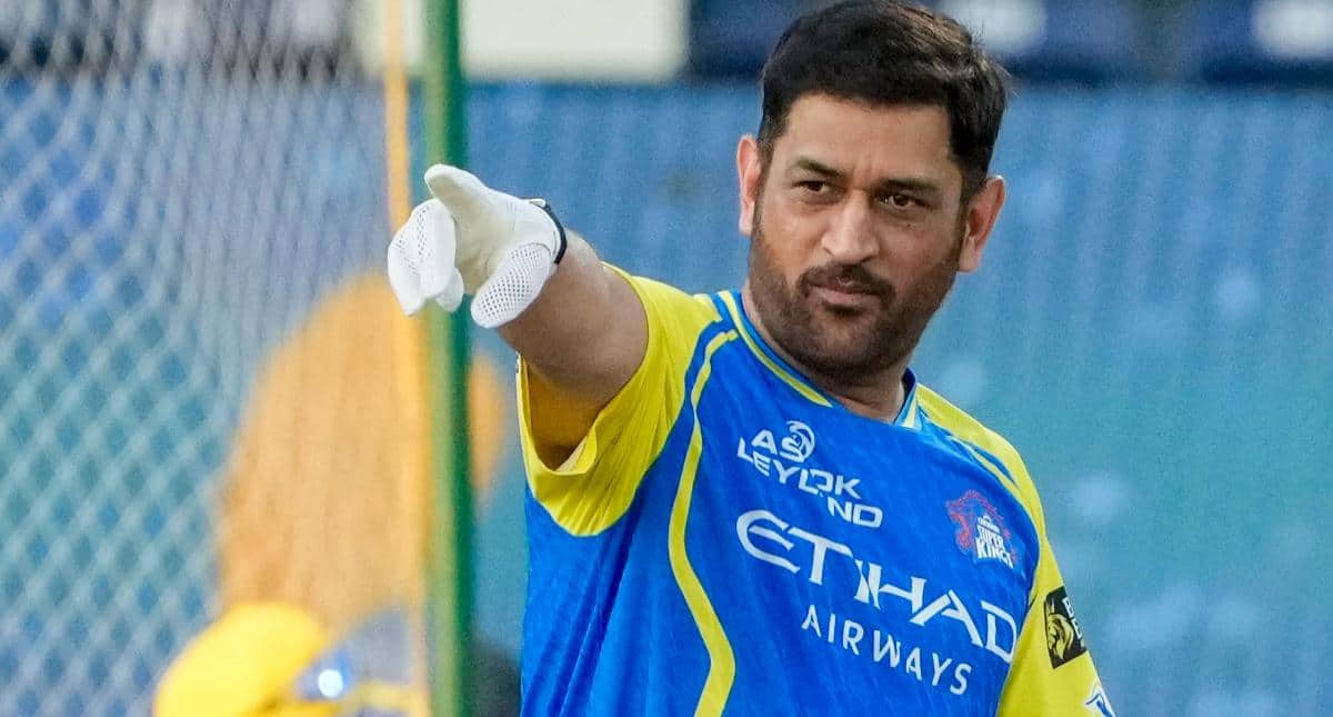 MS Dhoni's Successor? Pathan Points To Sanju Samson Ahead Of IPL 2026
