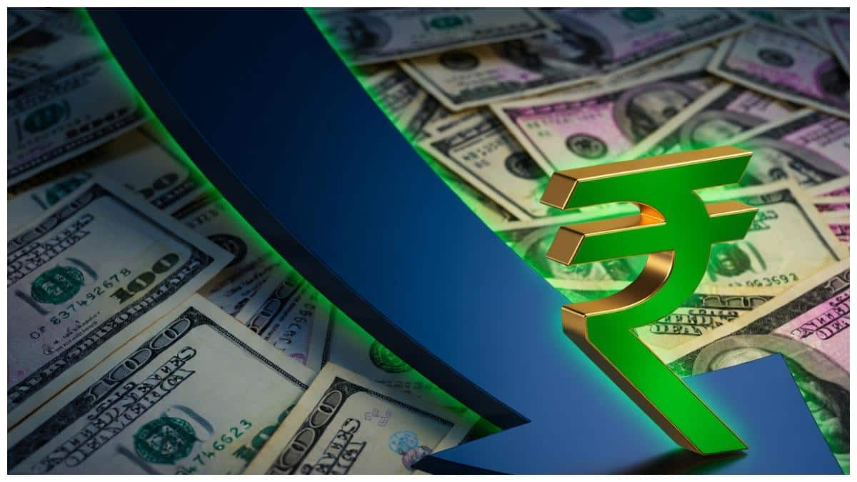 Rupee Crash: రోజురోజుకు మరింత పడిపోతున్న రూపాయి! పశ్చిమాసియా సంక్షోభం, ముడిచమురు సెగతో కనిష్టంలో ఆల్‌టైం రికార్డు!
