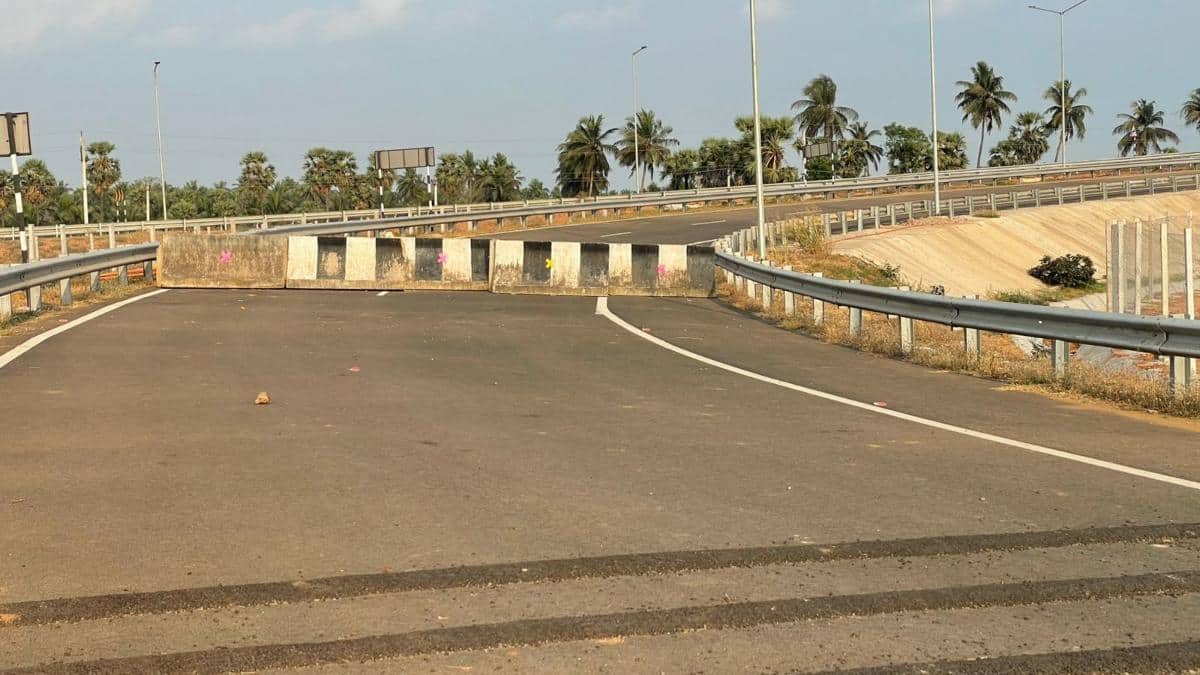 Khammam Devarapalli Greenfield Highway: ఖమ్మం -దేవరపల్లి గ్రీన్ ఫీల్డ్ హైవే రెడీ! హైదరాబాద్ -వైజాగ్ మధ్య 56 km తగ్గనున్న దూరం