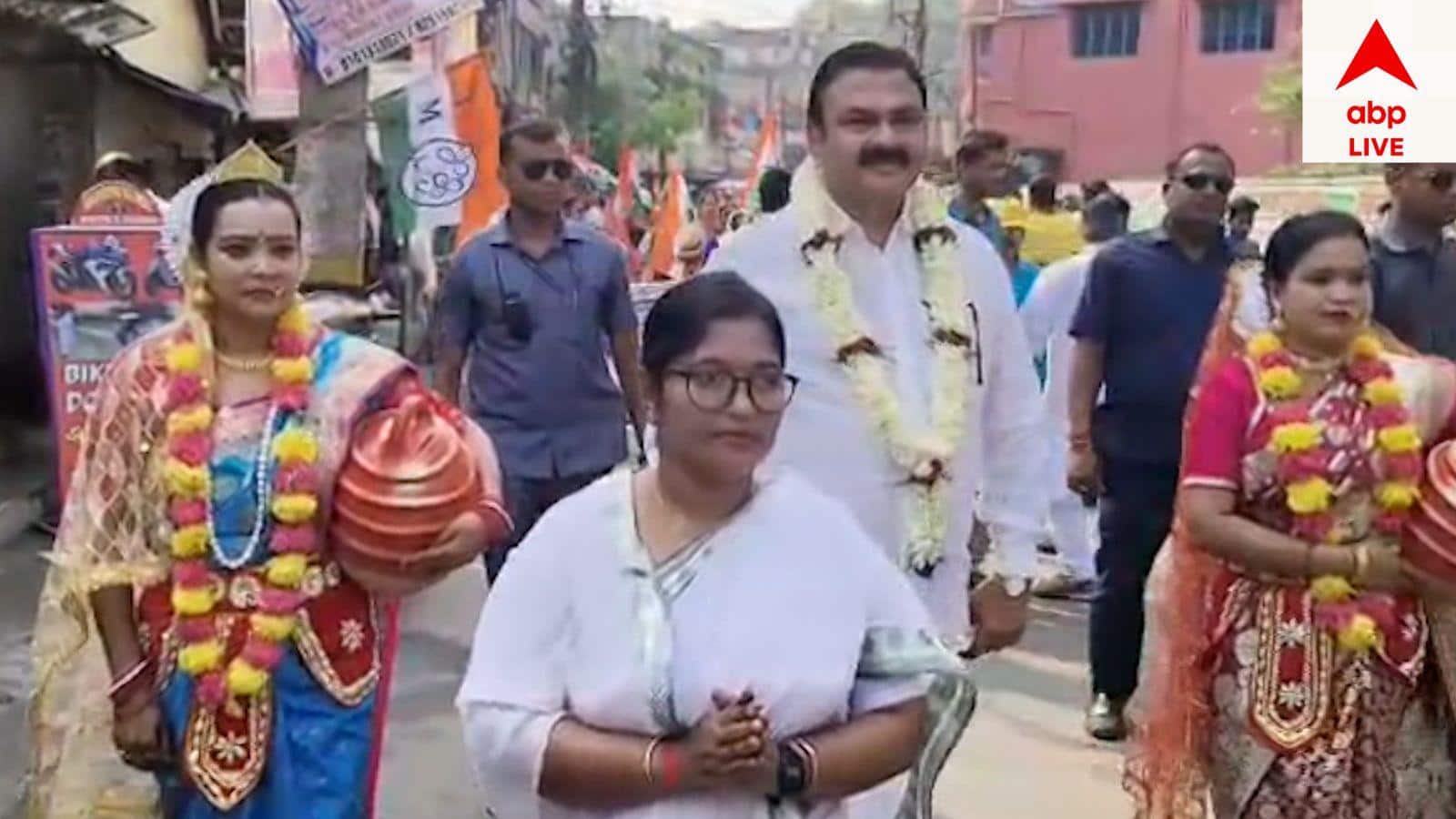 WB Assembly Election 2026: জগদ্দলে তৃণমূলের প্রচারে 'লক্ষ্মীর ভাণ্ডার', সোমনাথ শ্য়াম বলছেন, 'মানুষের সেবা করেছি ৫ বছর'