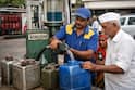 LPG કટોકટી વચ્ચે પાછું આવ્યું કેરોસીન: હવે પેટ્રોલ પંપ પરથી મળશે, સરકારે 60 દિવસ માટે નિયમો હળવા કર્યા