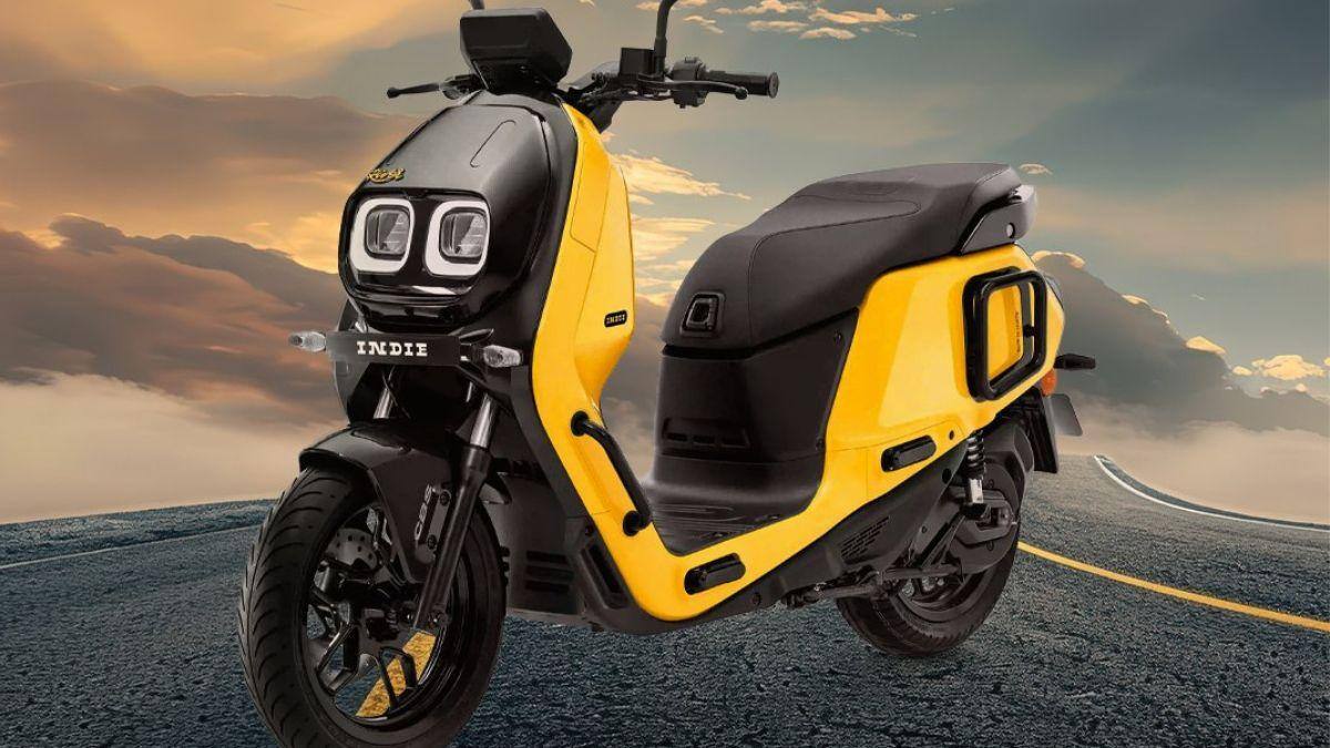 Top 7 Electric Scooters in India with Largest Boot Space: ఎలక్ట్రిక్ స్కూటర్ కొంటున్నారా?  భారీ బూట్ స్పేస్ అందించే టాప్ 7 ఈవీ స్కూటర్లు ఇవే!