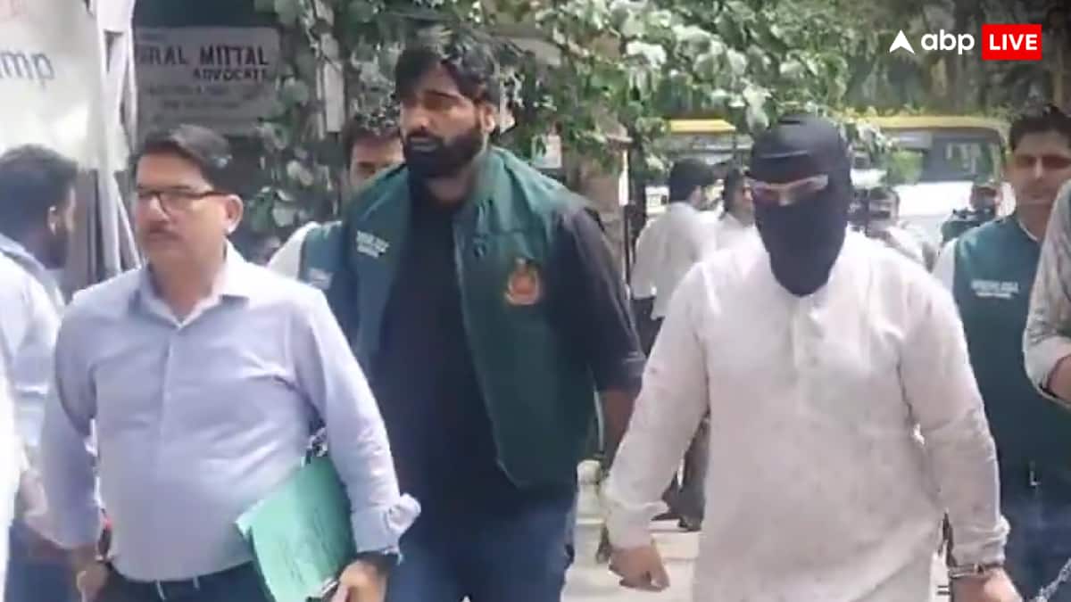 LeT मॉड्यूल का मास्टरमाइंड 5 दिन की पुलिस कस्टडी में, दिल्ली में गिरफ्तार शब्बीर लोन से बड़े खुलासे की उम्मीद