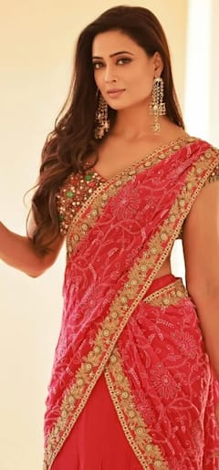 Shweta Tiwari Photoshoot: 'तौबा तुम्हारे ये अदाएं...' लाल साडीत काय दिसते श्वेता; 45 व्या वर्षातही बोल्ड अंदाज, PHOTOs