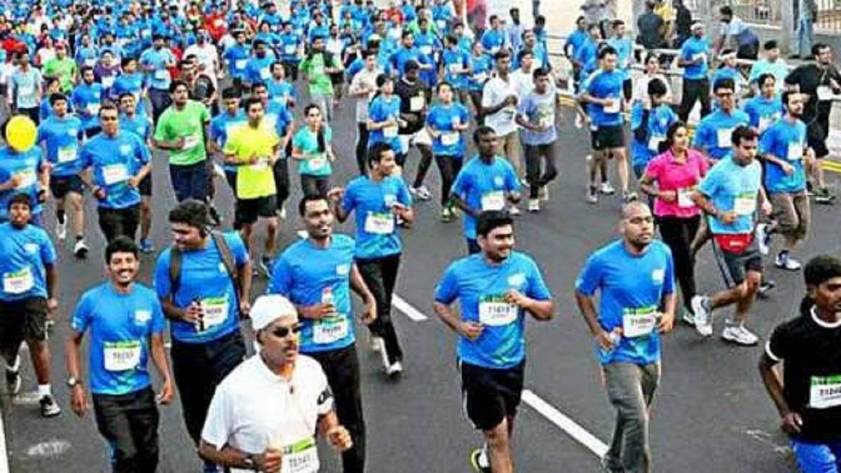 100 சதவீத வாக்கு... தஞ்சாவூரில் விழிப்புணர்வு மாரத்தான் ஓட்டம்
