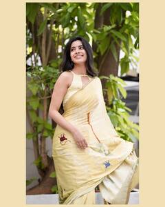 Shivani Nagaram: 'హే బల్‌వంత్' హీరోయిన్ శివానీ నాగరం ఫోటోలు... చీరలో తెలుగమ్మాయ్ ఎలా ఉందో చూశారా?