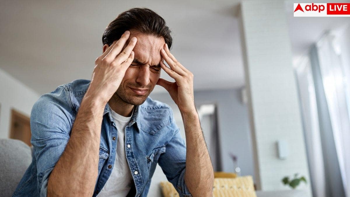Why Do I Get Headaches: बार-बार होने वाला सिरदर्द मामूली नहीं, शरीर दे रहा ये 5 बड़े संकेत; आप तो नहीं कर रहे नजरअंदाज