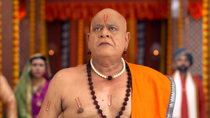 दुसरीकडे, शिव ज्याचं गोमतीवर निखळ प्रेम आहे, गावाच्या जुनाट विचारसरणीसमोर स्वामी शिवला उभं करतात आणि 'संघर्षाशिवाय सिद्धी नाही' हा संदेश देतात. हा संघर्ष केवळ शिक्षणापुरता मर्यादित नसून एका स्त्रीच्या नव्या आयुष्याचा अधिकार मिळवण्याचा आहे.