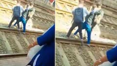 Mumbai News: एक फुल दोन माळी; एका मुलीवरून दोन तरुण भिडले; मुंबईत भर रेल्वे रुळावर फ्री स्टाईल हाणामारी, PHOTO