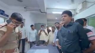 દ્વારકામાં હાઈવોલ્ટેજ ડ્રામા: AAP પ્રદેશ પ્રમુખ ઈસુદાન ગઢવી અને 50 કાર્યકરોની પોલીસ દ્વારા અટકાયત!